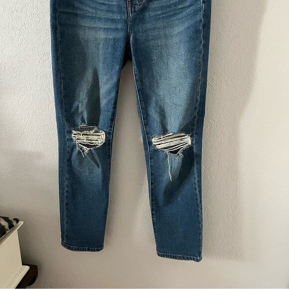 Madewell The Perfect Vintage Crop Jean in Gooding Wash: Knee-Rip Edition - Picture 5 of 10